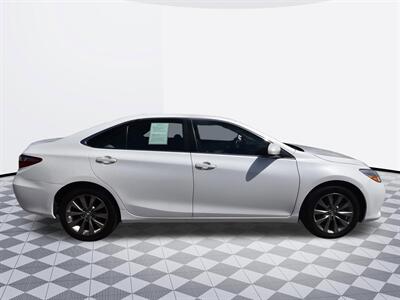 2017 Toyota Camry XLE V6 - Photo 2 - Midway City, CA 92655
