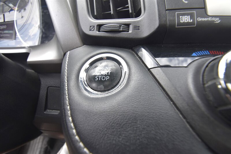 2017 Toyota RAV4 Platinum*LEATHER SEATS   - Photo 14 - Midway City, CA 92655