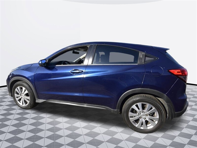 2017 Honda HR-V LX   - Photo 3 - Midway City, CA 92655