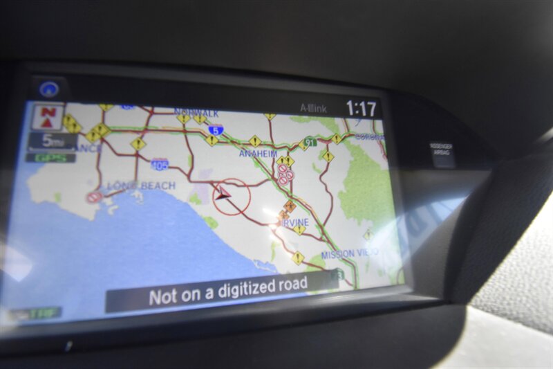 2017 Acura MDX w/Technology Pkg   - Photo 2 - Midway City, CA 92655