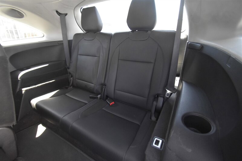 2017 Acura MDX w/Technology Pkg   - Photo 11 - Midway City, CA 92655