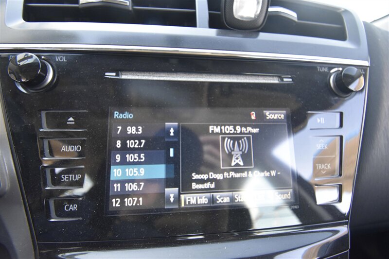 2017 Toyota Prius v Three   - Photo 11 - Midway City, CA 92655