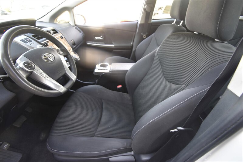 2017 Toyota Prius v Three   - Photo 2 - Midway City, CA 92655