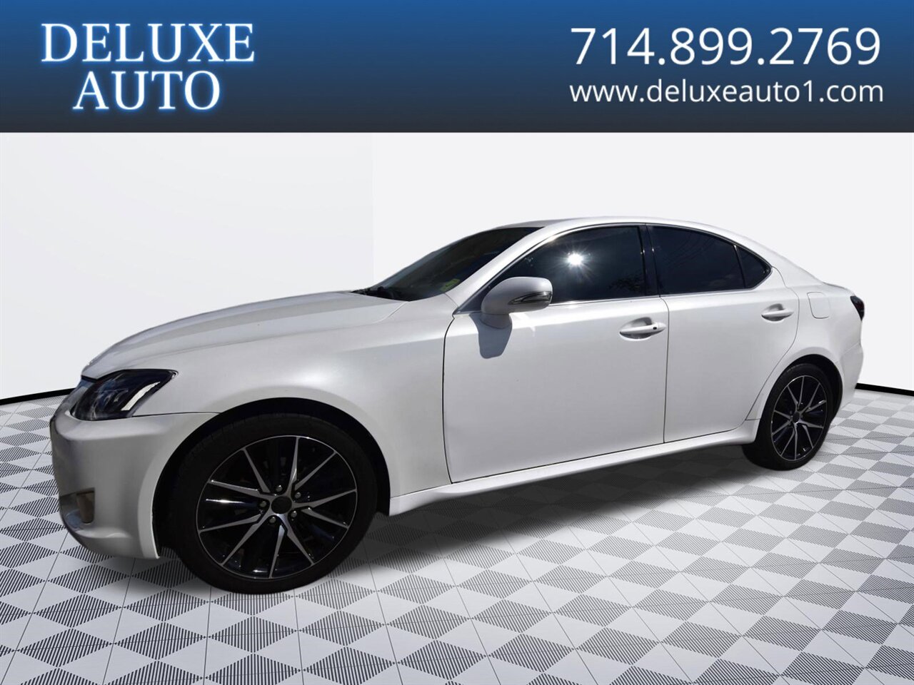 2010 Lexus IS 250   - Photo 1 - Midway City, CA 92655