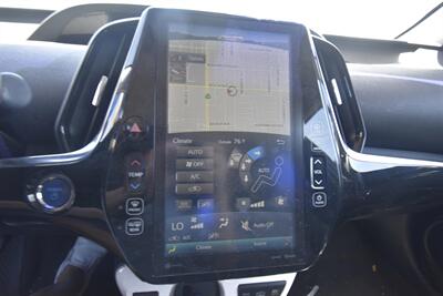 2019 Toyota Prius Prime Premium   - Photo 8 - Midway City, CA 92655