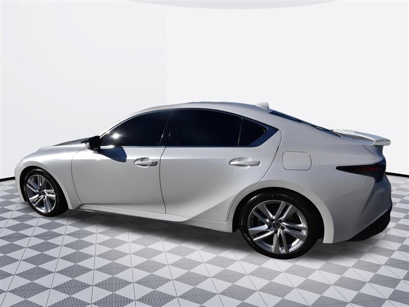 2021 Lexus IS 300 IS 300   - Photo 3 - Midway City, CA 92655