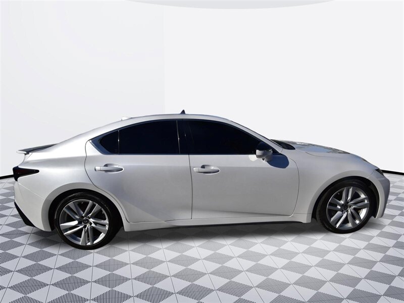 2021 Lexus IS 300 IS 300   - Photo 5 - Midway City, CA 92655