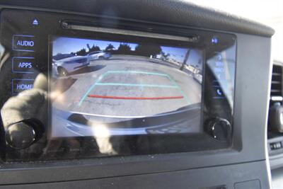 2017 Toyota Sienna LE Mobility 7-Passenger   - Photo 10 - Midway City, CA 92655