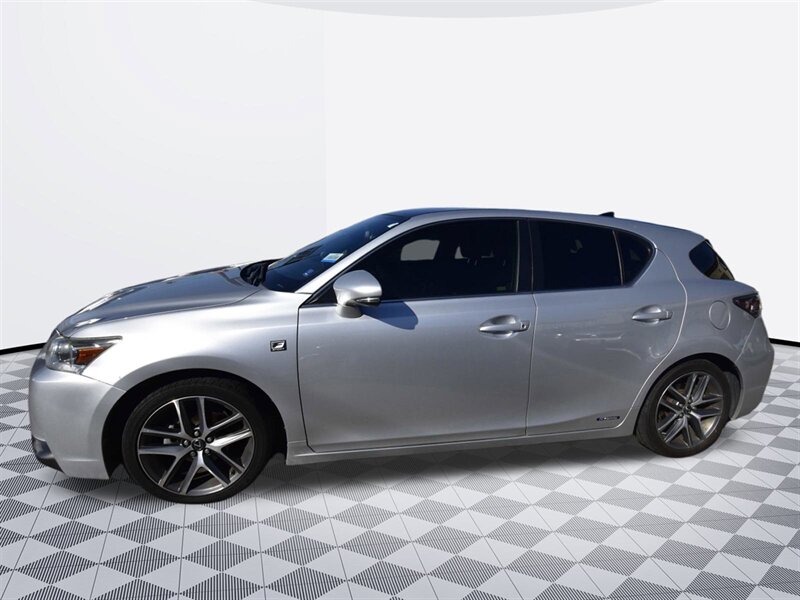 2014 Lexus CT 200h Hybrid - Photo 5 - Midway City, CA 92655