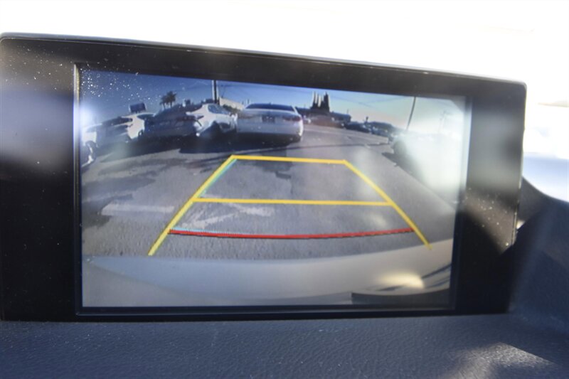 2014 Lexus CT 200h Hybrid - Photo 11 - Midway City, CA 92655