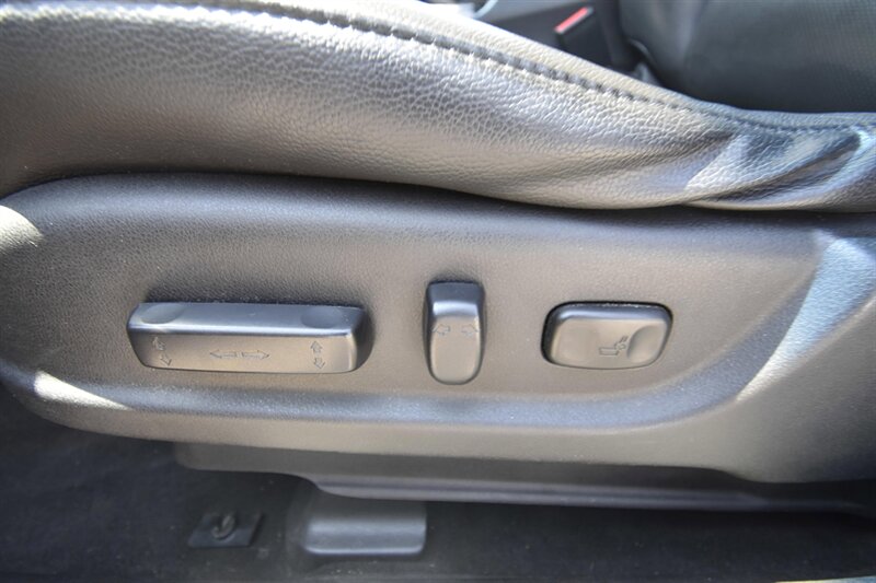 2014 Acura RDX Tech Pkg   - Photo 16 - Midway City, CA 92655