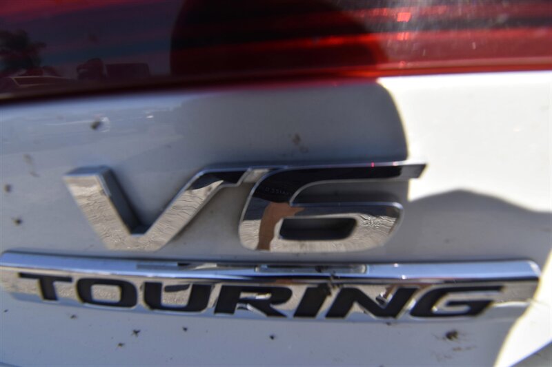 2017 Honda Accord Touring   - Photo 22 - Midway City, CA 92655