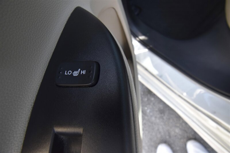 2017 Honda Accord Touring   - Photo 19 - Midway City, CA 92655