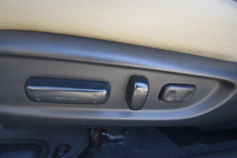 2017 Honda Accord Touring   - Photo 15 - Midway City, CA 92655