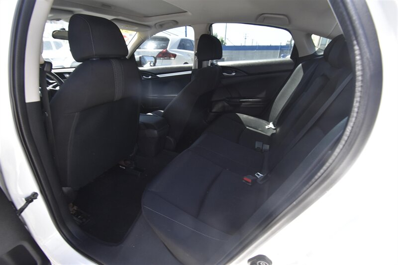 2018 Honda Civic EX   - Photo 9 - Midway City, CA 92655