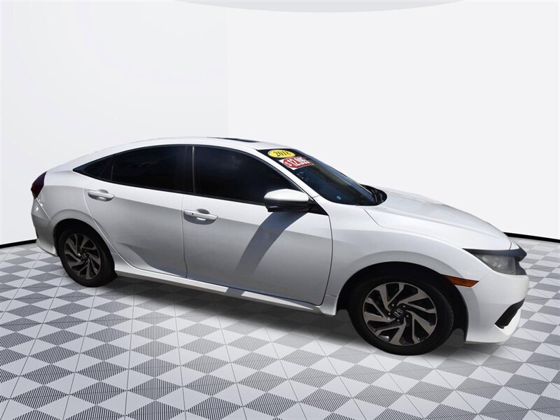 2018 Honda Civic EX   - Photo 4 - Midway City, CA 92655