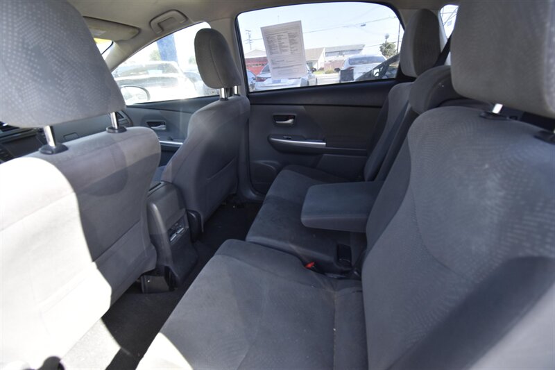2012 Toyota Prius v Three - Photo 4 - Midway City, CA 92655