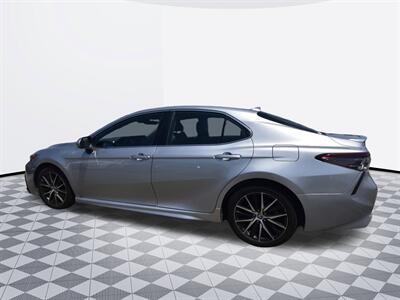 2018 Toyota Camry SE   - Photo 6 - Midway City, CA 92655