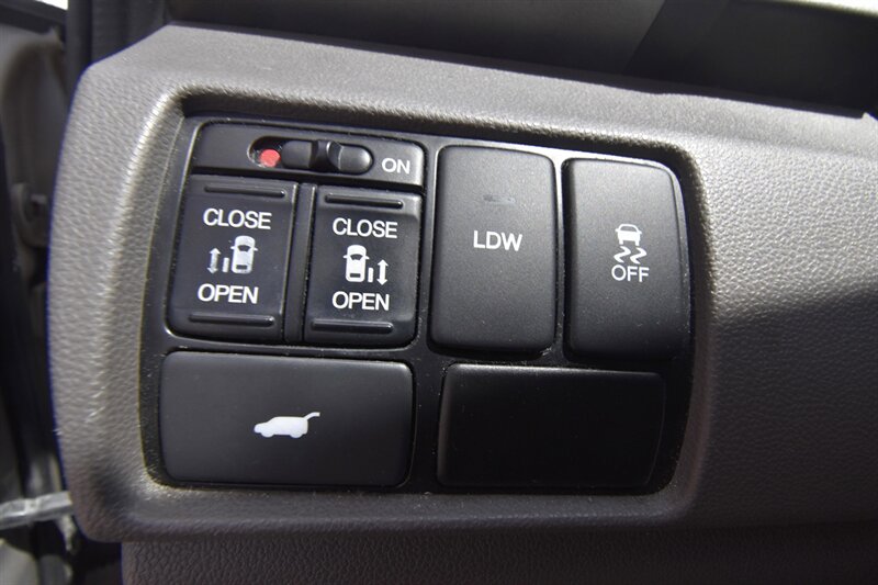 2016 Honda Odyssey EX-L   - Photo 21 - Midway City, CA 92655