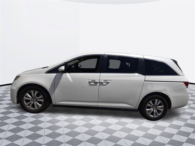 2016 Honda Odyssey EX-L   - Photo 2 - Midway City, CA 92655