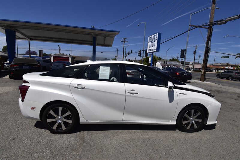 2019 Toyota Mirai - Photo 22 - Midway City, CA 92655