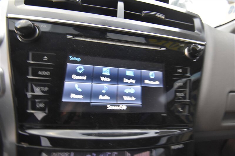 2016 Toyota Prius v Two   - Photo 11 - Midway City, CA 92655