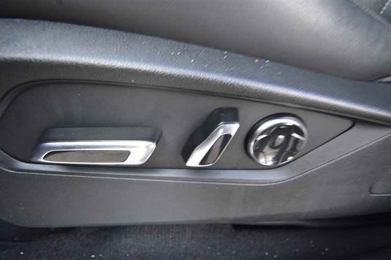 2020 Acura RDX w/A-Spec Pkg   - Photo 13 - Midway City, CA 92655