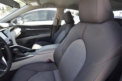 2019 Toyota Camry LE   - Photo 8 - Midway City, CA 92655