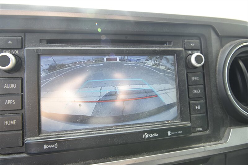 2016 Toyota Tacoma SR5 V6   - Photo 10 - Midway City, CA 92655