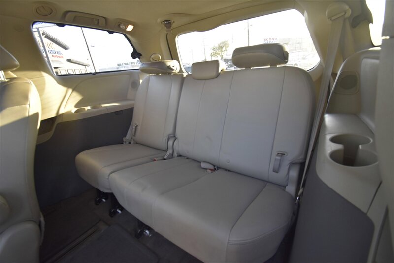 2013 Toyota Sienna Limited*AWD*NAVIGATION*TV/DVD   - Photo 9 - Midway City, CA 92655