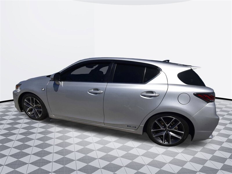 2015 Lexus CT 200h Hybrid   - Photo 3 - Midway City, CA 92655