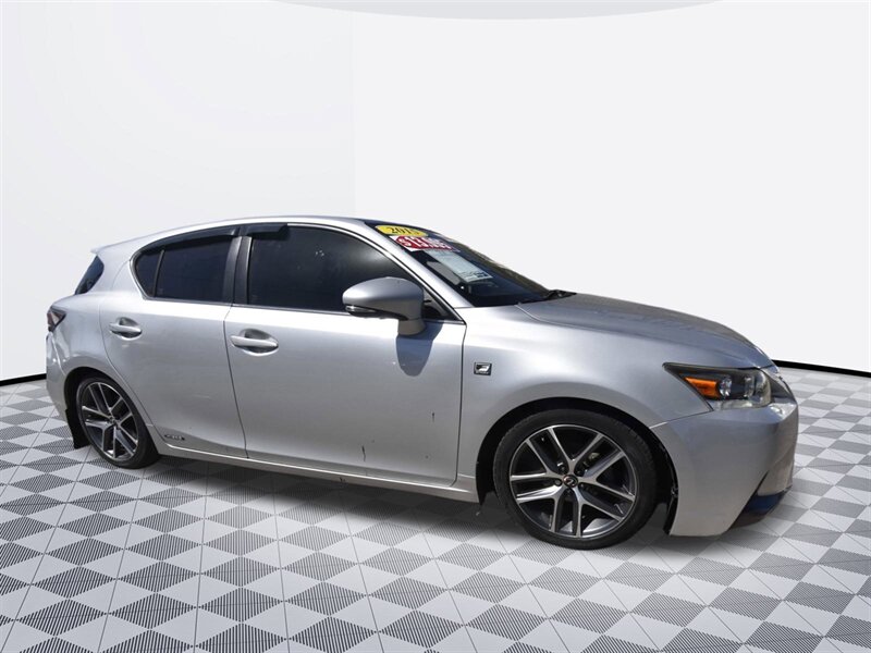 2015 Lexus CT 200h Hybrid   - Photo 5 - Midway City, CA 92655