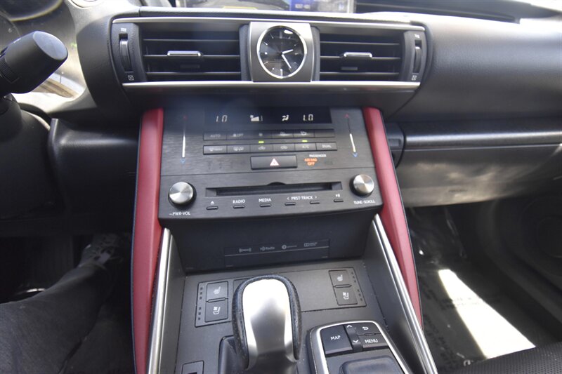 2019 Lexus IS 300 F SPORT*NAVIGATION - Photo 31 - Midway City, CA 92655