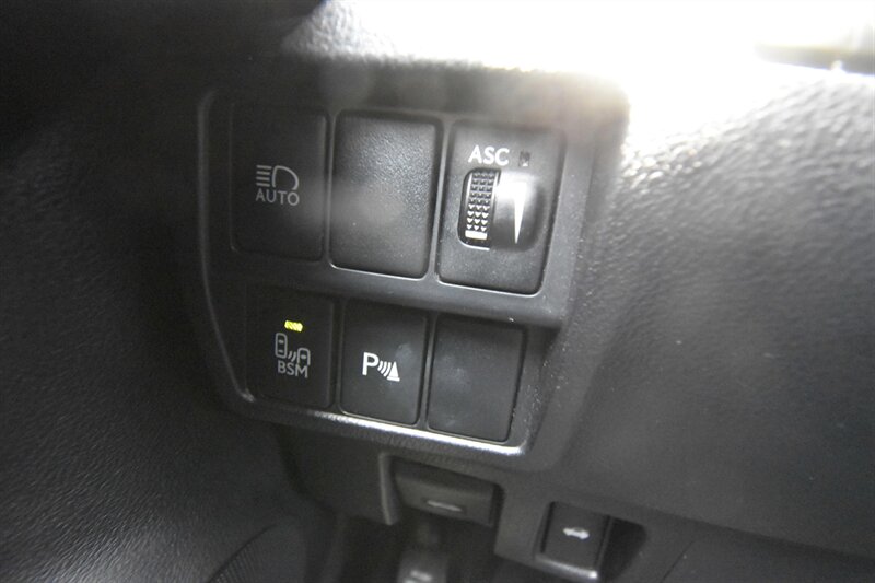 2019 Lexus IS 300 F SPORT*NAVIGATION - Photo 13 - Midway City, CA 92655