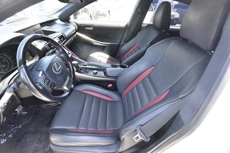 2019 Lexus IS 300 F SPORT*NAVIGATION - Photo 2 - Midway City, CA 92655