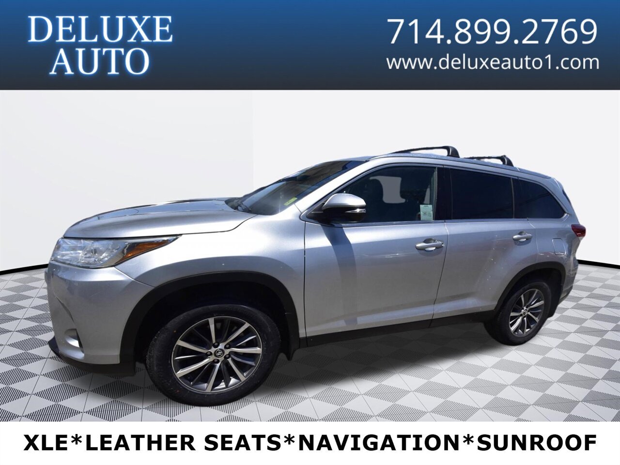 2019 Toyota Highlander XLE   - Photo 1 - Midway City, CA 92655