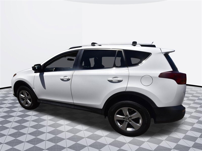 2015 Toyota RAV4 XLE   - Photo 18 - Midway City, CA 92655