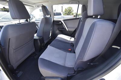 2015 Toyota RAV4 XLE   - Photo 10 - Midway City, CA 92655