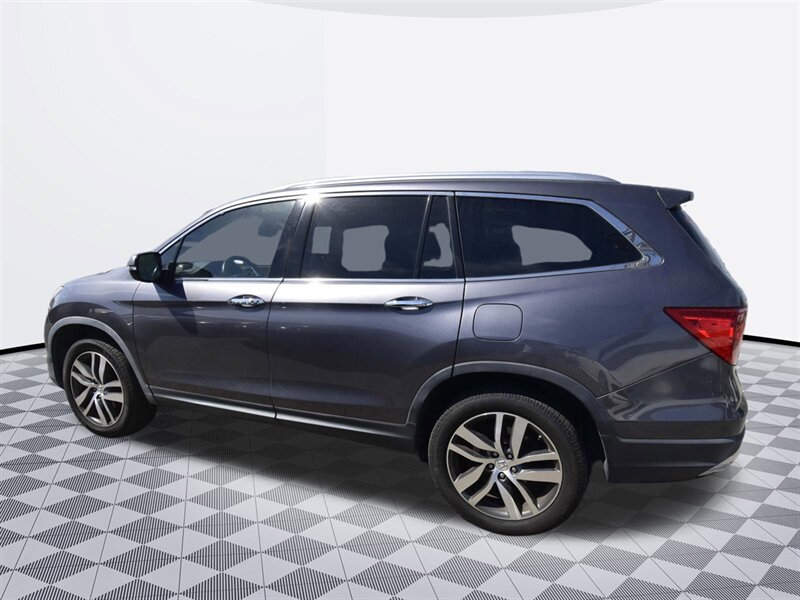 2017 Honda Pilot Elite   - Photo 6 - Midway City, CA 92655