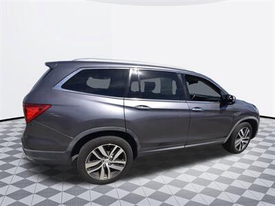 2017 Honda Pilot Elite   - Photo 7 - Midway City, CA 92655