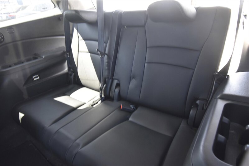 2017 Honda Pilot Elite   - Photo 12 - Midway City, CA 92655