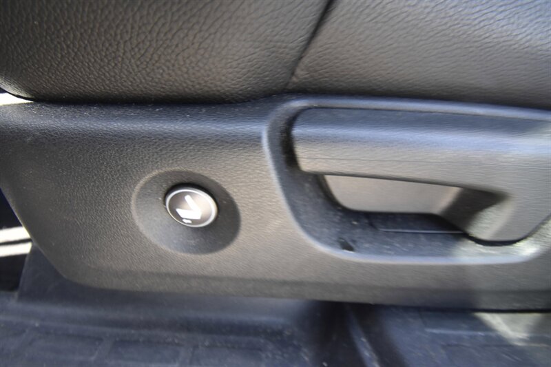 2017 Honda Pilot Elite   - Photo 27 - Midway City, CA 92655