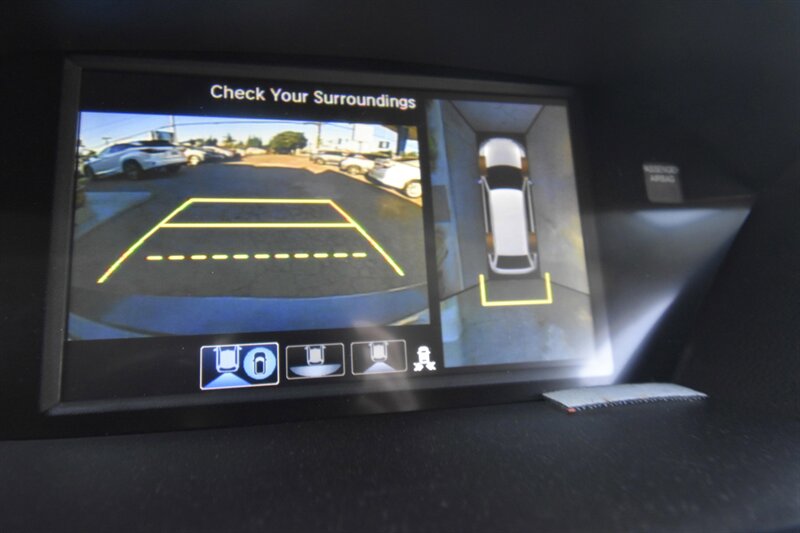 2019 Acura MDX w/Advance Pkg   - Photo 13 - Midway City, CA 92655