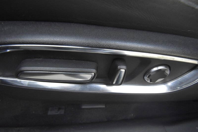 2019 Acura MDX w/Advance Pkg   - Photo 14 - Midway City, CA 92655