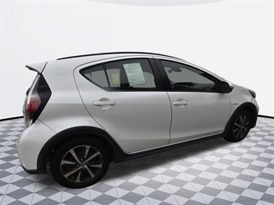 2019 Toyota Prius c Technology - Photo 7 - Midway City, CA 92655