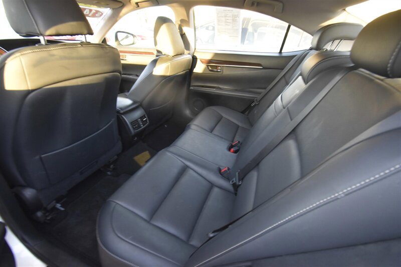 2017 Lexus ES 300h ES 300h   - Photo 10 - Midway City, CA 92655