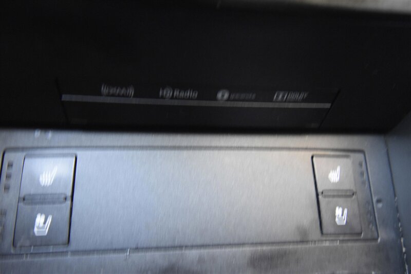 2019 Lexus IS 300 IS 300 F SPORT   - Photo 9 - Midway City, CA 92655