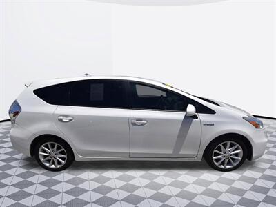 2014 Toyota Prius v Five   - Photo 5 - Midway City, CA 92655