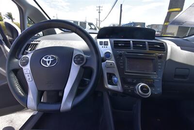 2014 Toyota Prius v Five   - Photo 8 - Midway City, CA 92655