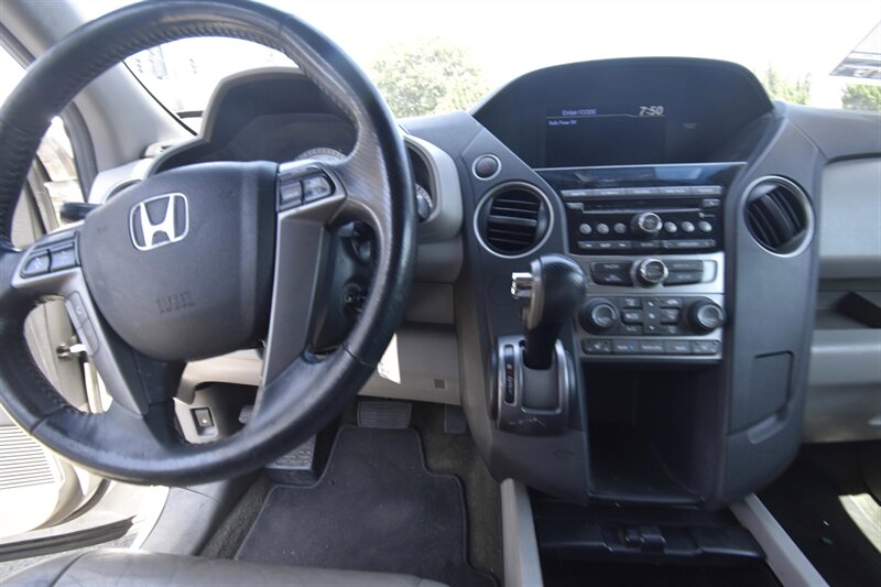 2014 Honda Pilot EX-L   - Photo 8 - Midway City, CA 92655